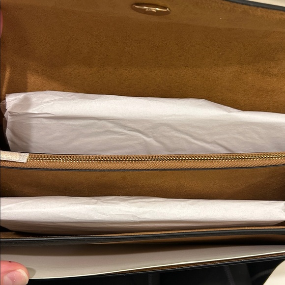 Coach (NWT) Klare Envelope Crossbody Bag In Signature Canvas With Rivets - Picture 16 of 17